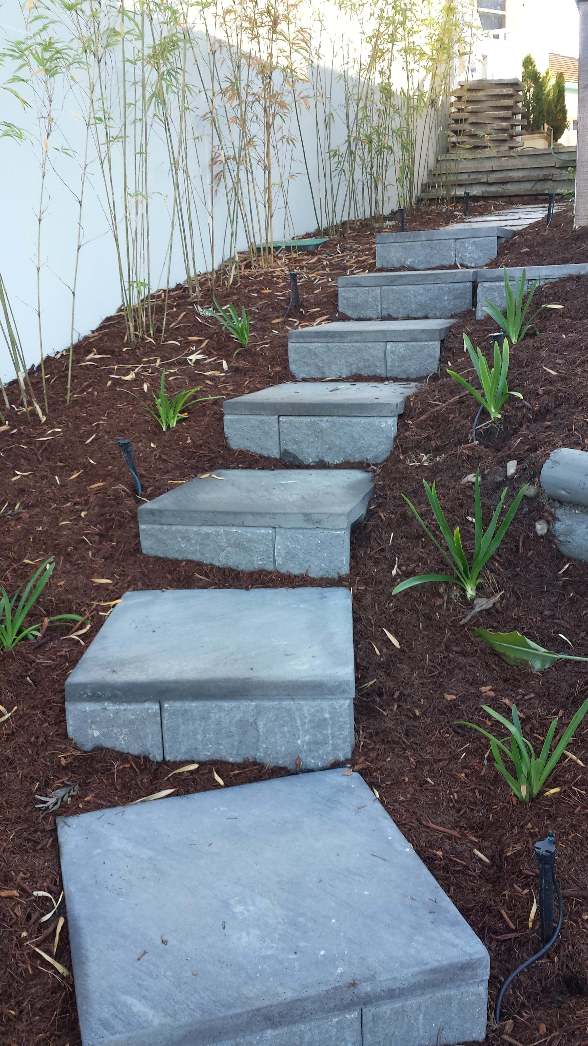 Concrete 600mm paver steps