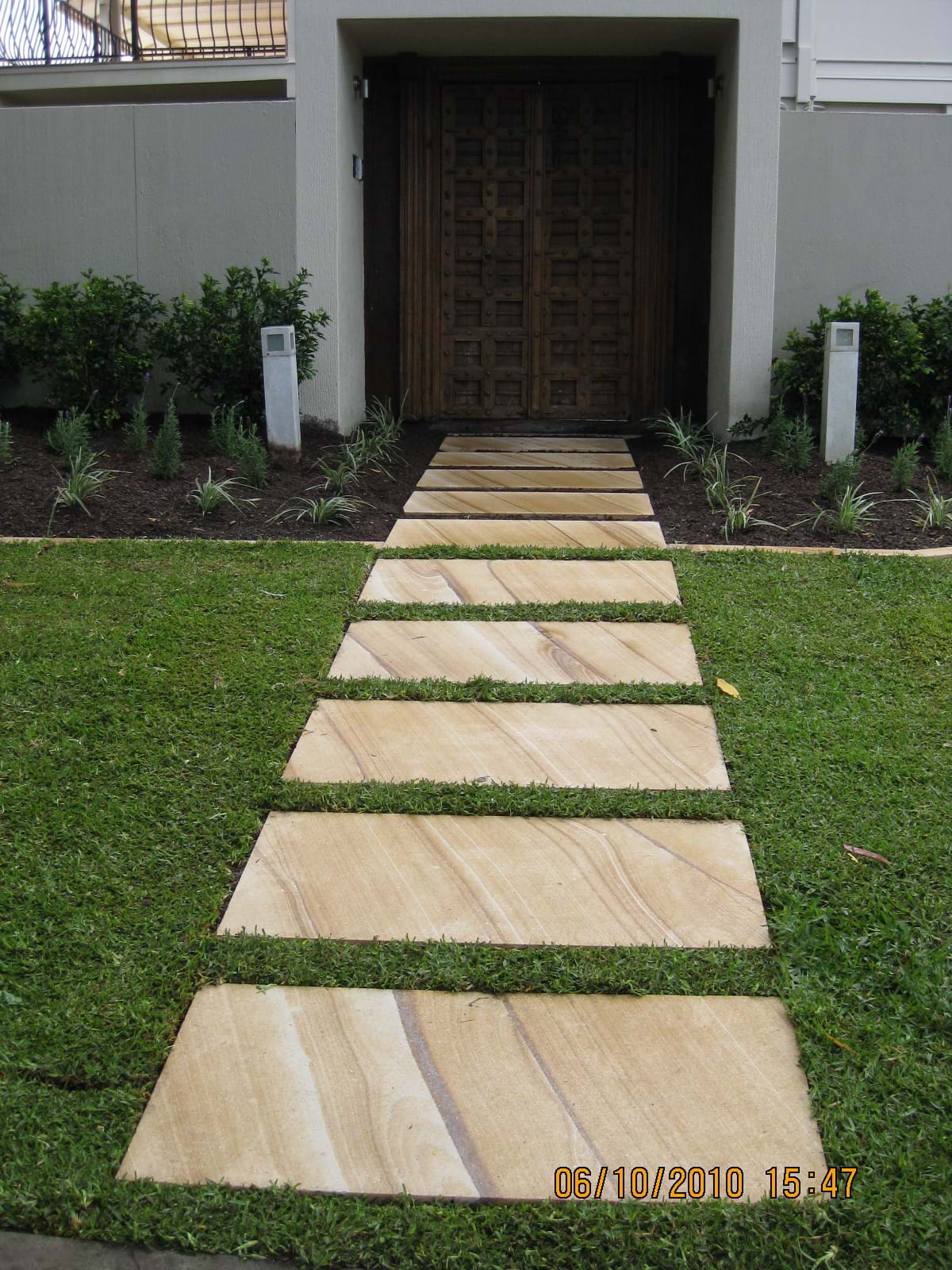 Australian Sandstone steppers